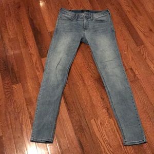 Men’s skinny jeans